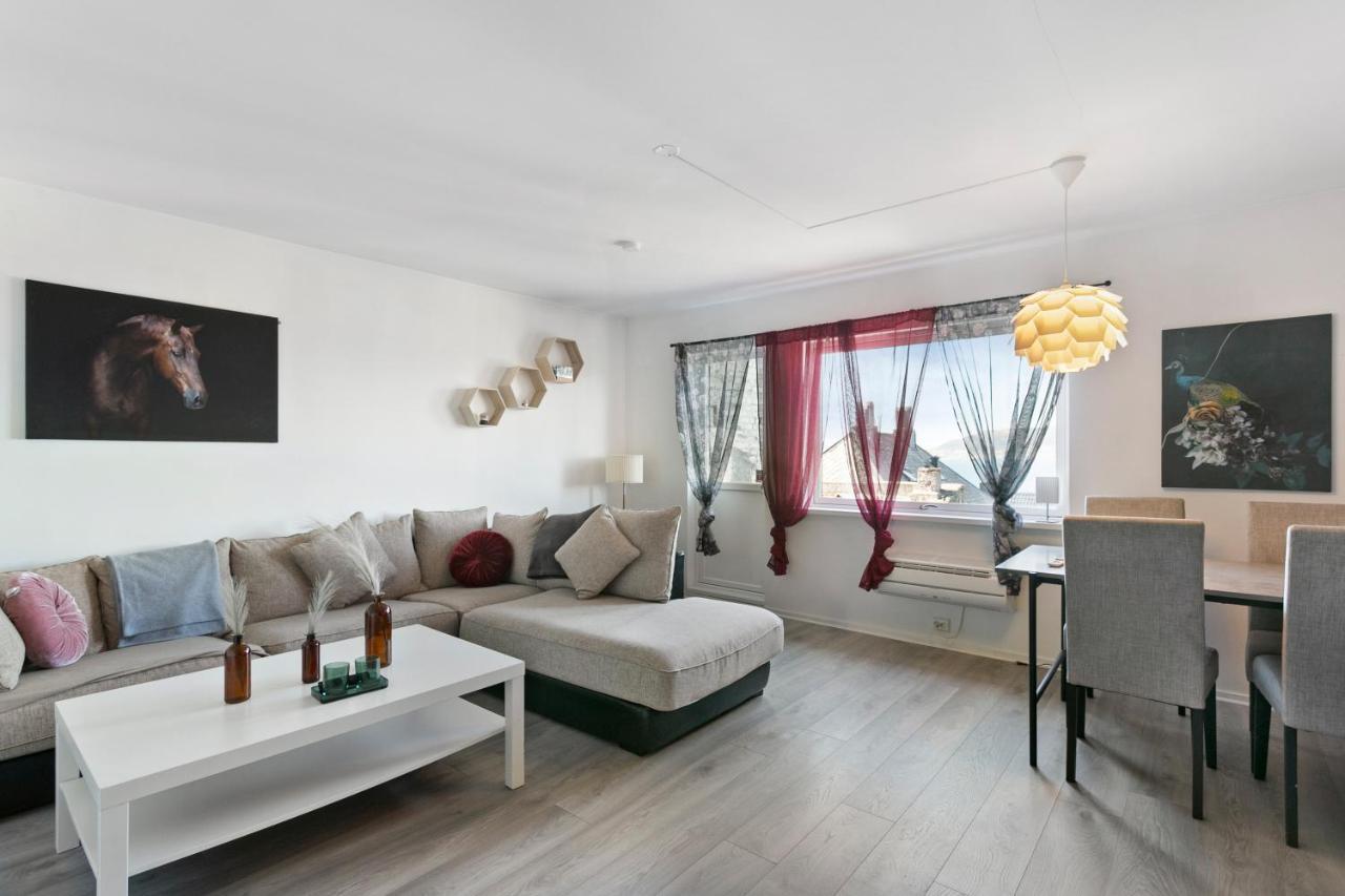 Sentrum Leilighet Ålesund Dış mekan fotoğraf
